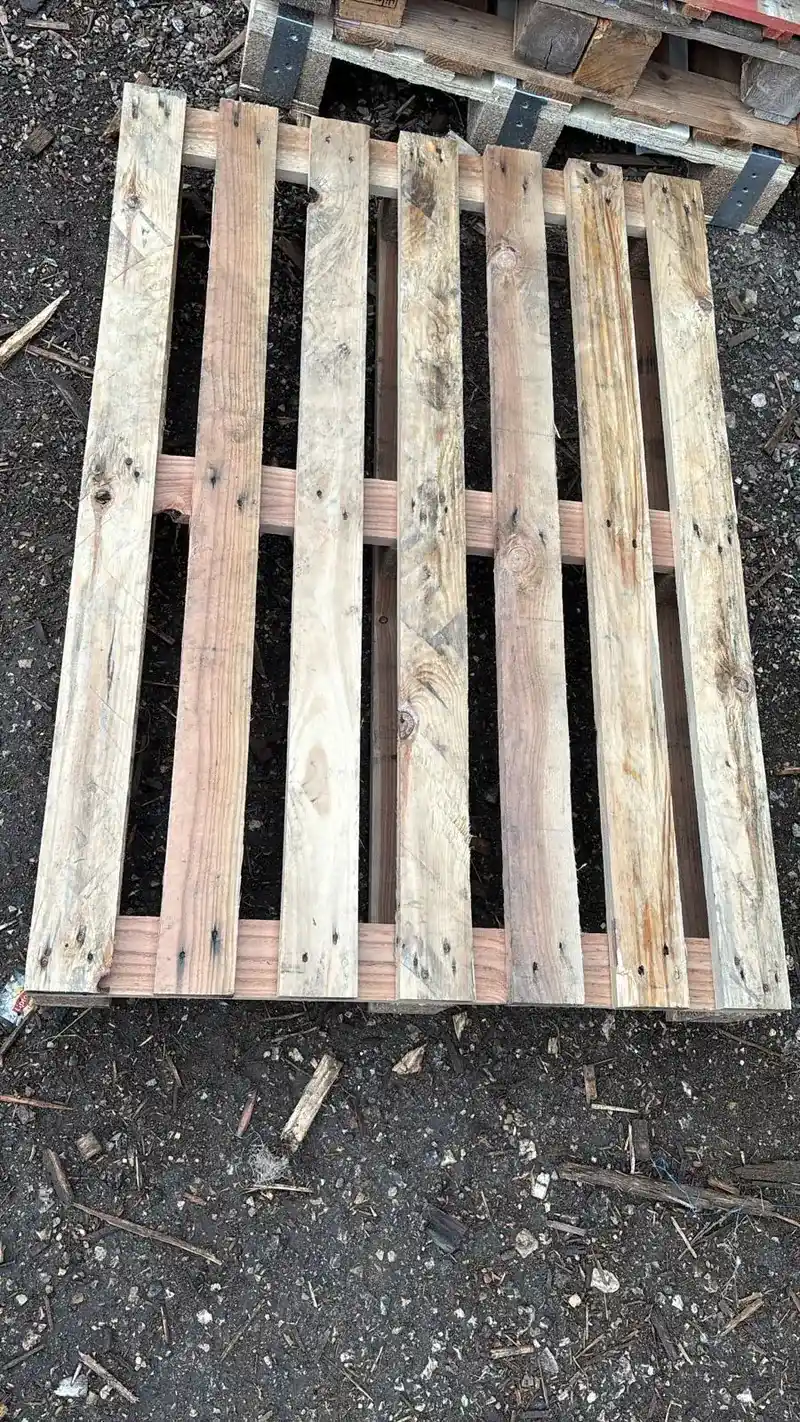 משטח דמוי יורו במידות 80x120 ס"מ - א. סרף ייצור ושיווק משטחי עץ